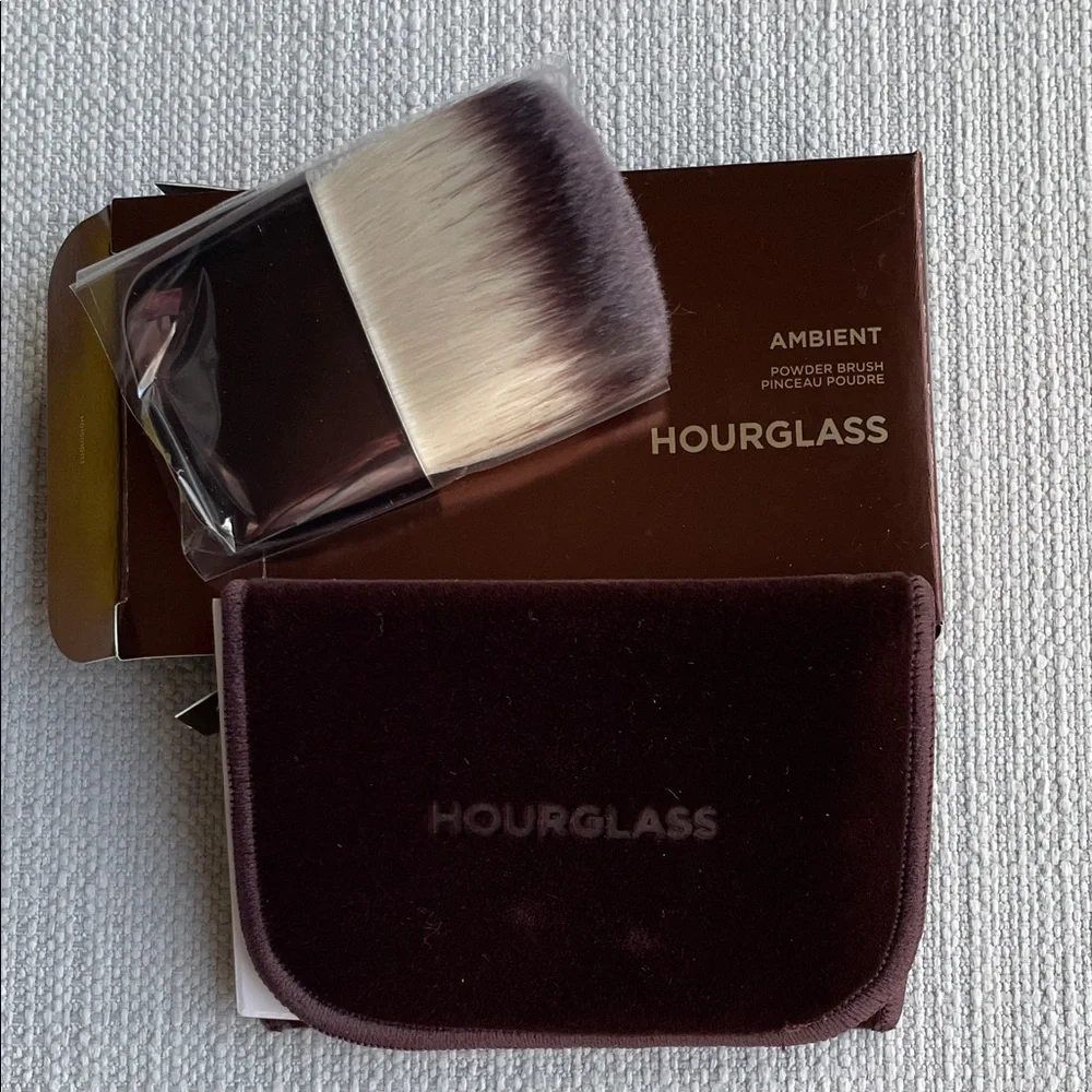 Hourglass Ambient Powder Brush New in box